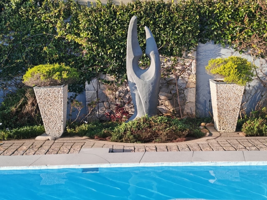 4 Bedroom Property for Sale in Oubaai Western Cape